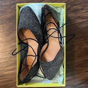 Camille Sparkle tie up pointed flats!